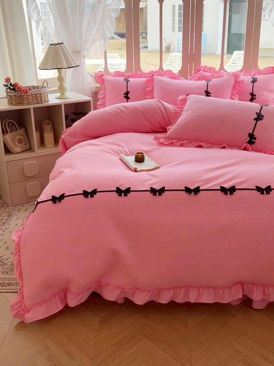91家纺网 家纺一手货源 找家纺 芭比蔓家纺 2026新款床盖款四件套-真爱系列 床盖款真爱系列-粉色