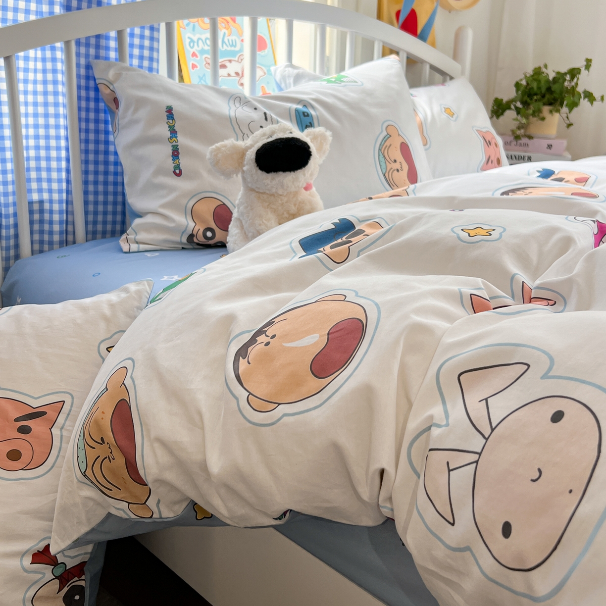 91家纺网 家纺一手货源 找家纺 桃子家居 2026春夏新款蜡笔小新授权全棉纯棉印花卡通系列四件套 棉印花-趣味小新
