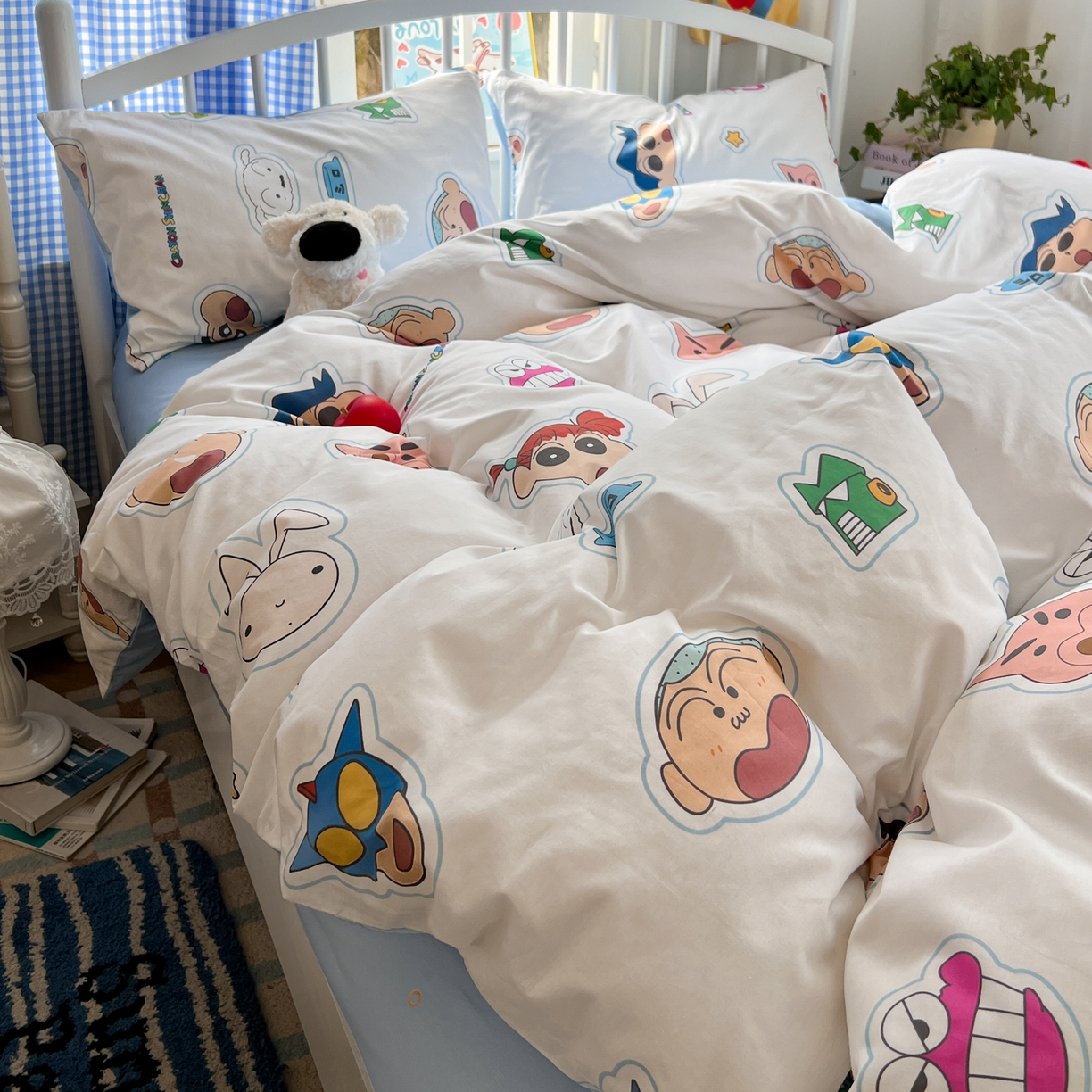 91家纺网 家纺一手货源 找家纺 桃子家居 2026春夏新款蜡笔小新授权全棉纯棉印花卡通系列四件套 棉印花-趣味小新