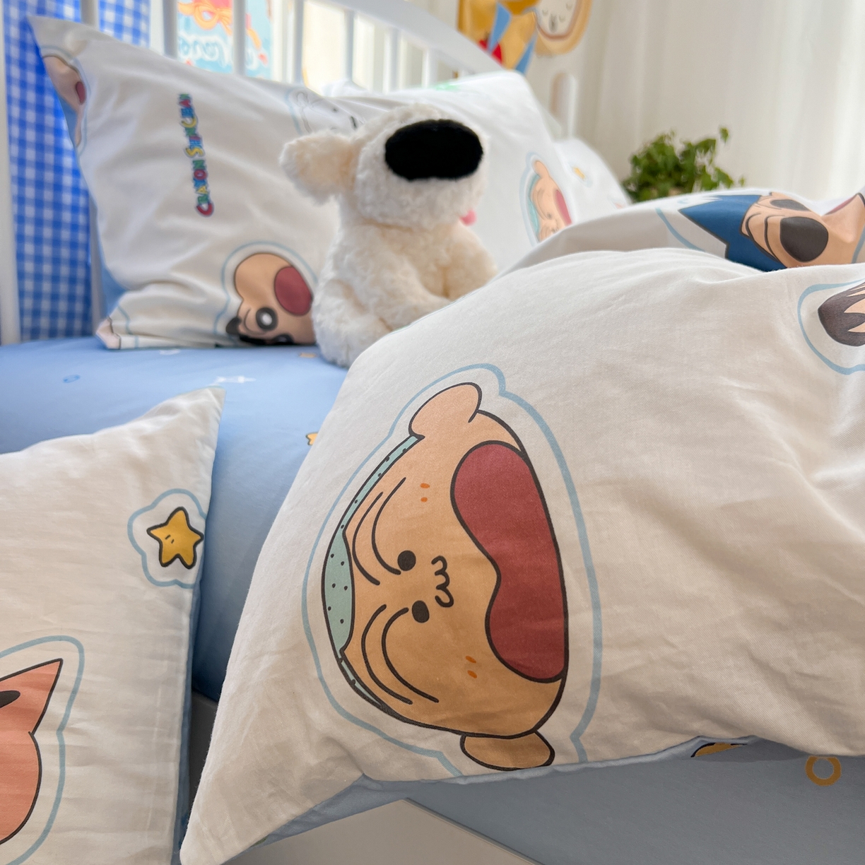 91家纺网 家纺一手货源 找家纺 桃子家居 2026春夏新款蜡笔小新授权全棉纯棉印花卡通系列四件套 棉印花-趣味小新