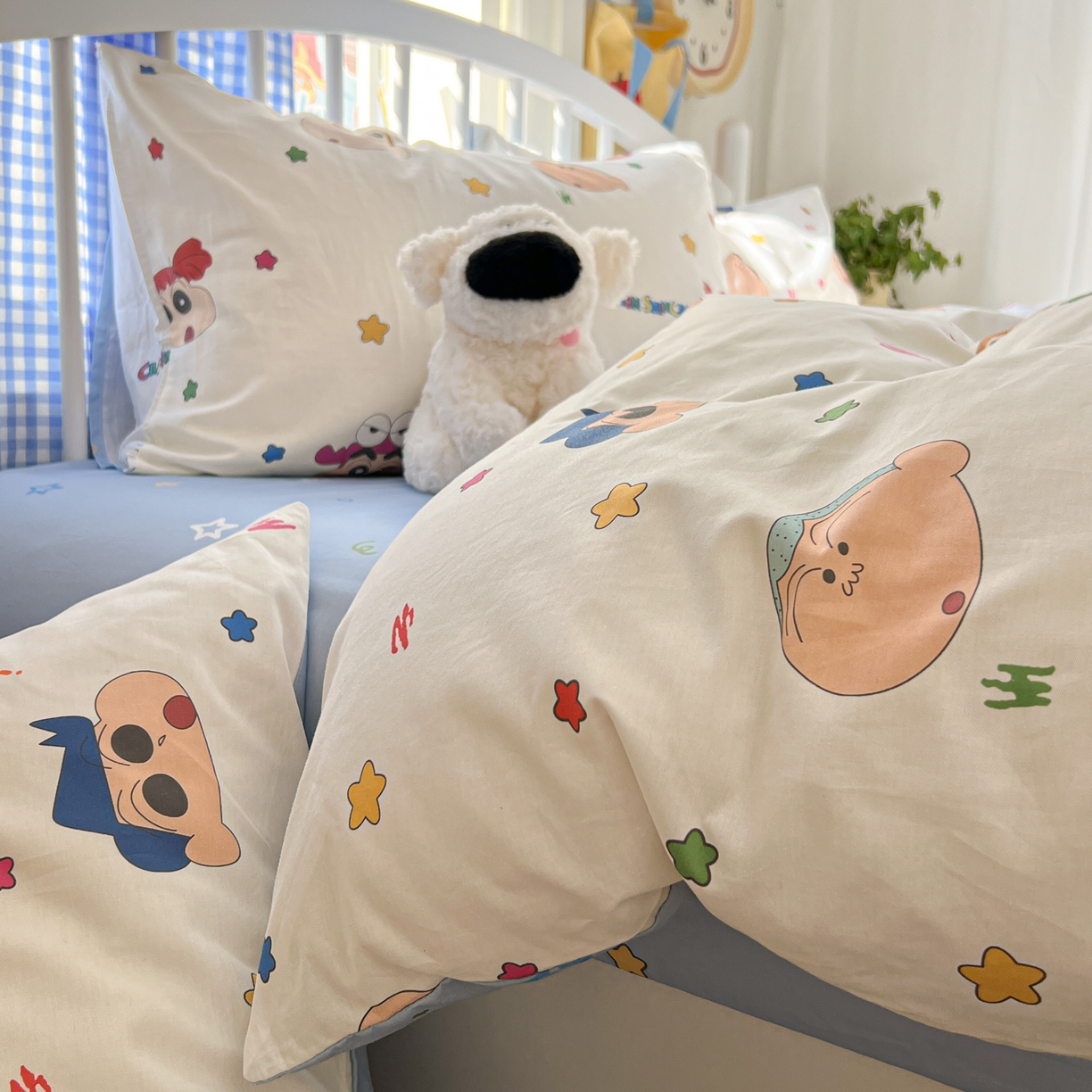 91家纺网 家纺一手货源 找家纺 桃子家居 2026春夏新款蜡笔小新授权全棉纯棉印花卡通系列四件套 棉印花-小新派对