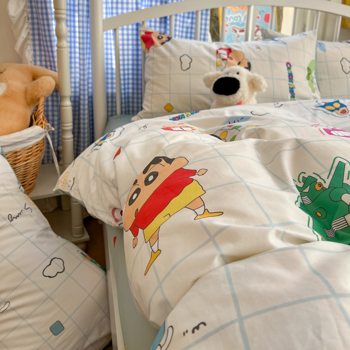 91家纺网 家纺一手货源 找家纺 桃子家居 2026春夏新款蜡笔小新授权全棉纯棉印花卡通系列四件套 棉印花-休闲小新