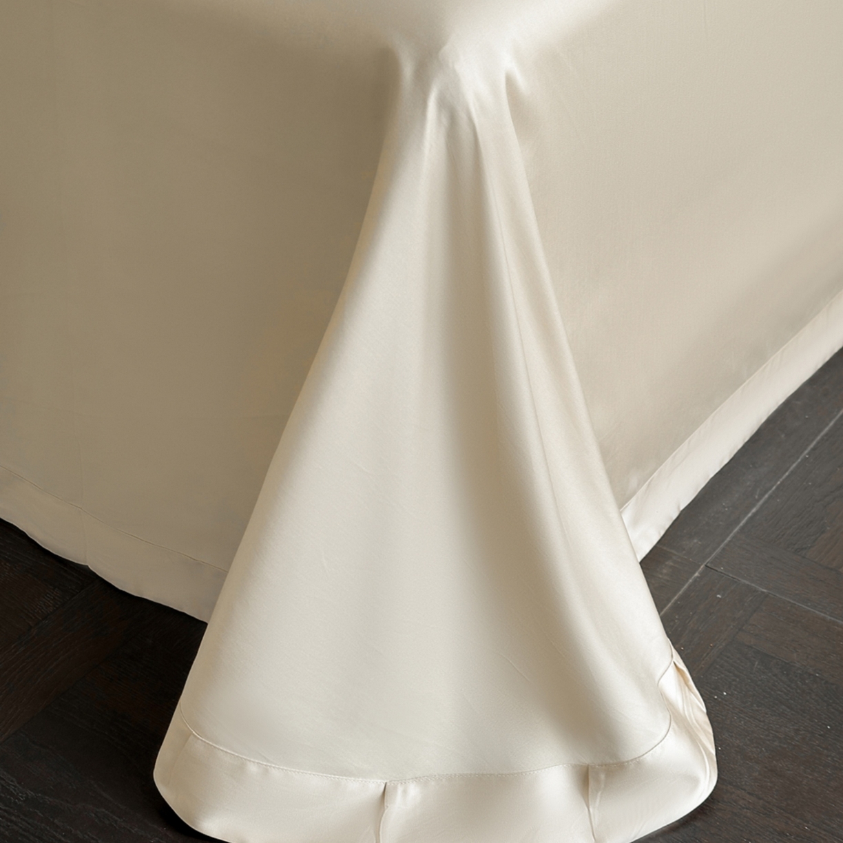 91家纺网 家纺一手货源 找家纺 （总）芯丝路家纺 2026新款进口天丝棉印花四件套（双拼角工艺款）