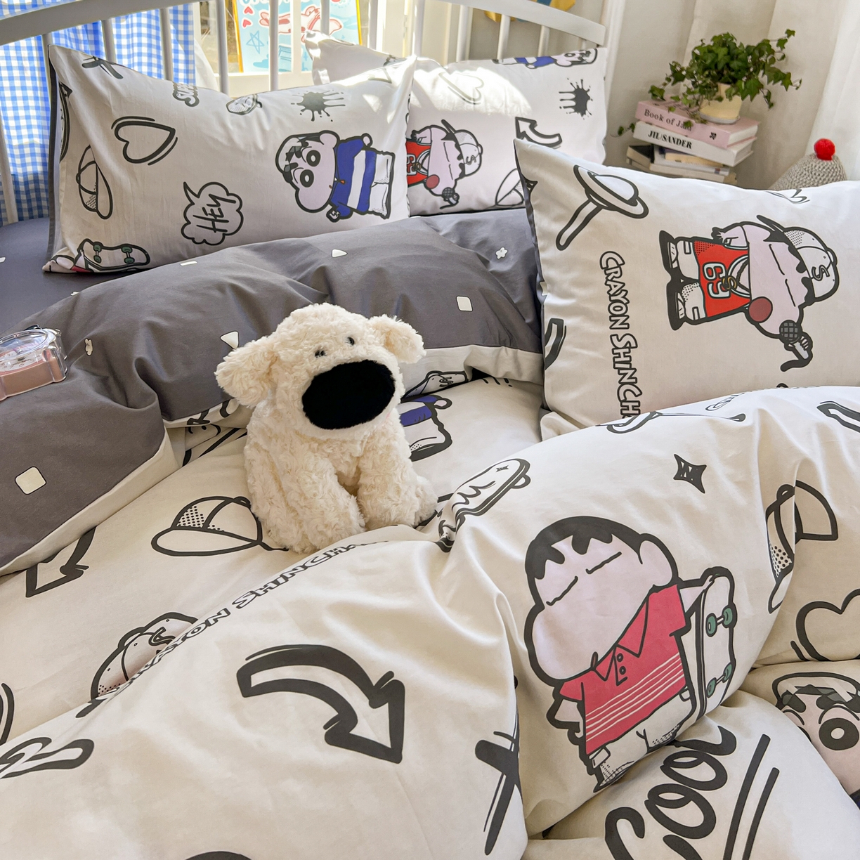 91家纺网 家纺一手货源 找家纺 桃子家居 2026春夏新款蜡笔小新授权全棉纯棉印花卡通系列四件套 棉印花-音乐小新