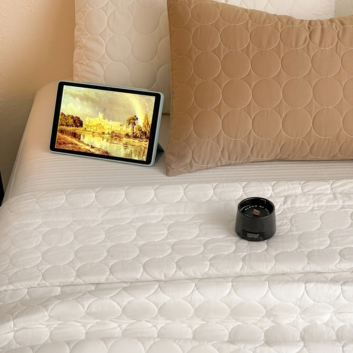 91家纺网 家纺一手货源 找家纺 （总）橙子家居   2026年新款韩系云朵泡芙纯色水洗棉花床盖三件套