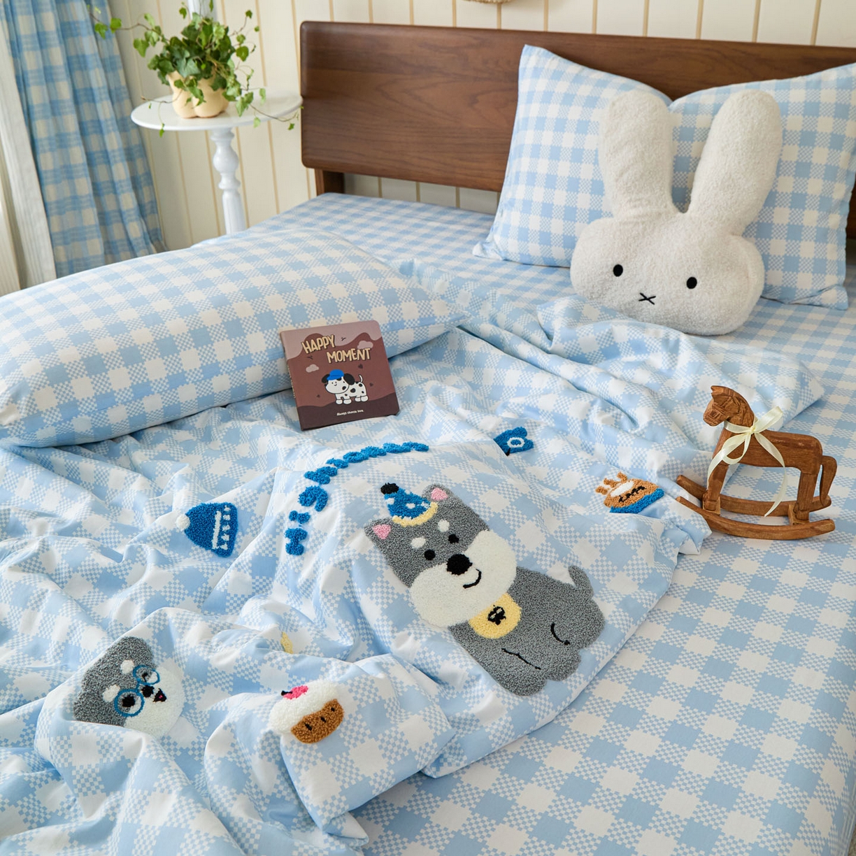 91家纺网 家纺一手货源 找家纺 倾慕家纺 2026新款全棉卡通毛巾绣系列夏被 夏被格子小狗