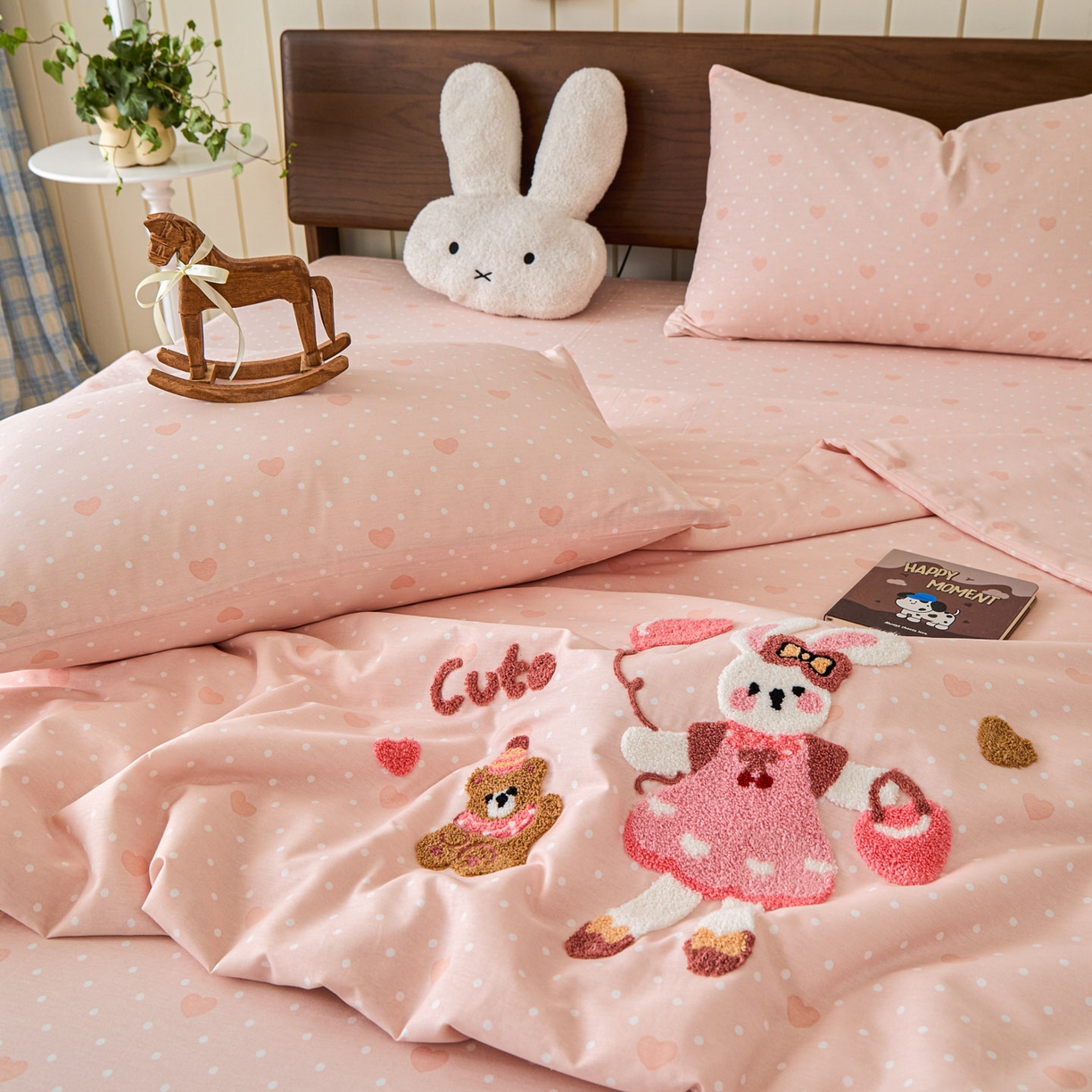 91家纺网 家纺一手货源 找家纺 倾慕家纺 2026新款全棉卡通毛巾绣系列夏被 夏被兔兔熊