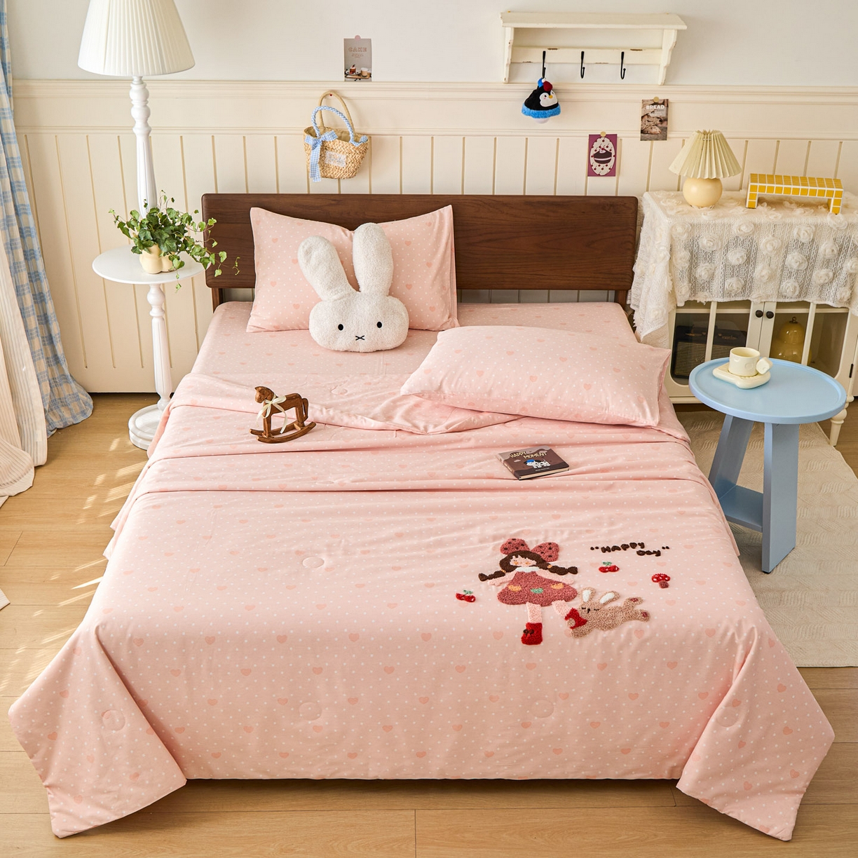 倾慕家纺 2026新款全棉卡通毛巾绣系列夏被 夏被小兔女孩