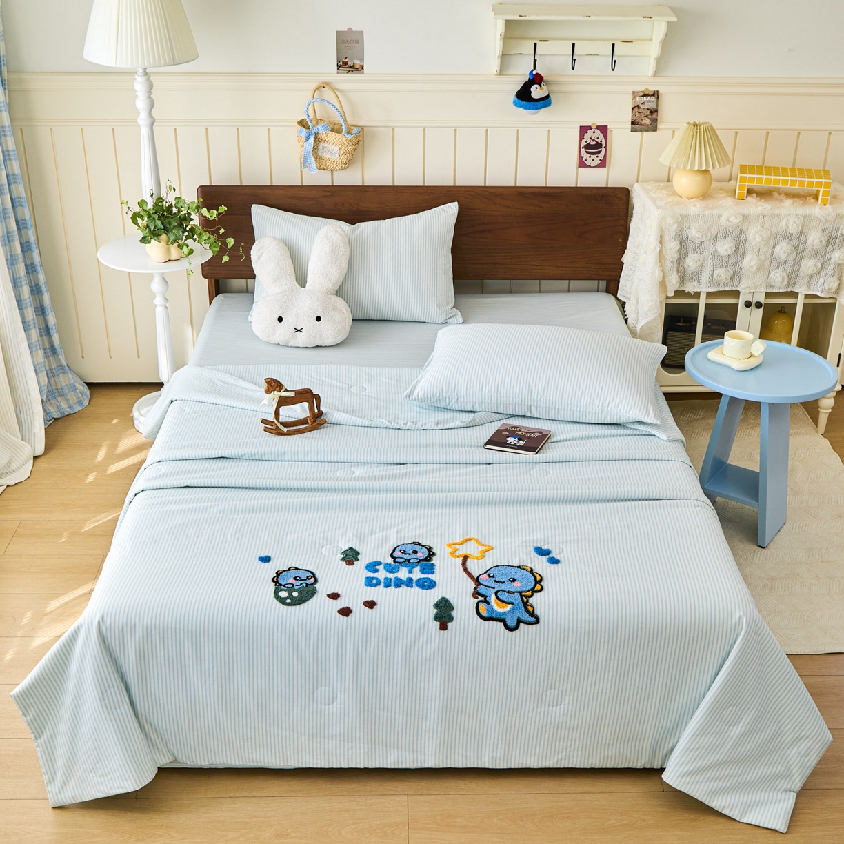 倾慕家纺 2026新款全棉卡通毛巾绣系列夏被 夏被小树企鹅