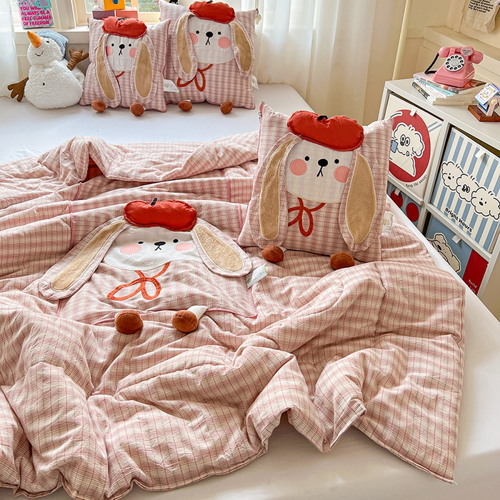 91家纺网 家纺一手货源 找家纺 （总）古本家居 2026新款全棉胭脂兔抱枕被系列