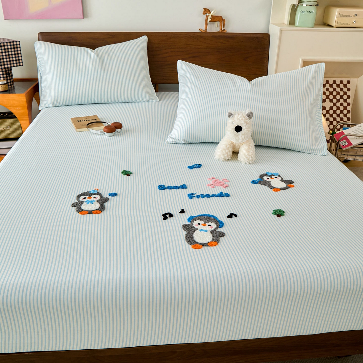 91家纺网 家纺一手货源 找家纺 倾慕家纺 2026新款A类全棉毛巾绣系列单床笠 床笠欢乐企鹅