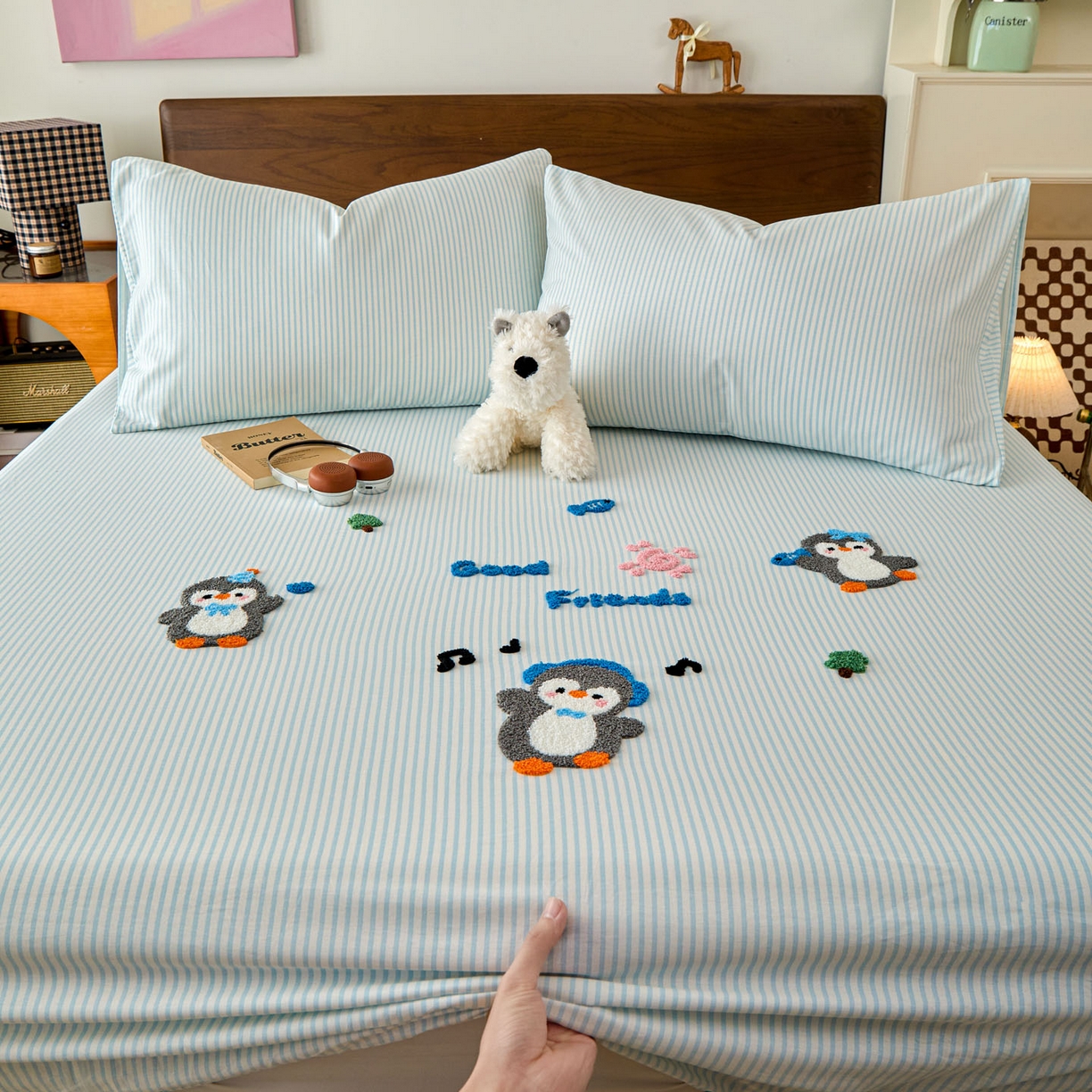 91家纺网 家纺一手货源 找家纺 倾慕家纺 2026新款A类全棉毛巾绣系列单床笠 床笠欢乐企鹅