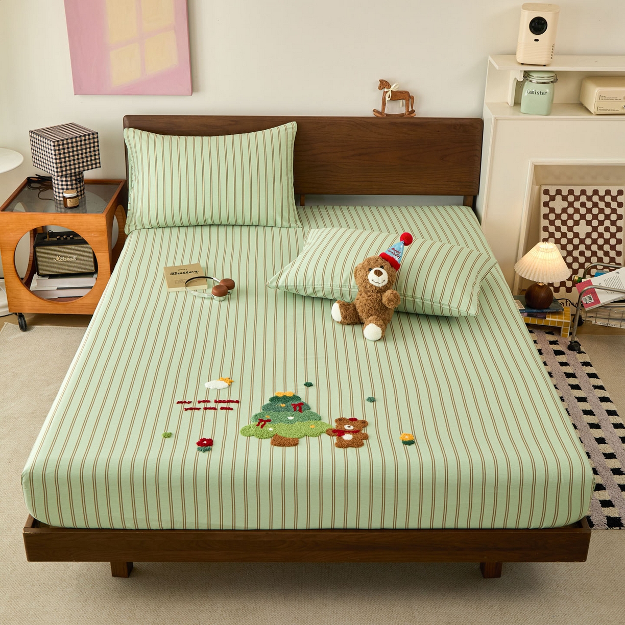 91家纺网 家纺一手货源 找家纺 倾慕家纺 2026新款A类全棉毛巾绣系列单床笠 床笠森林小熊