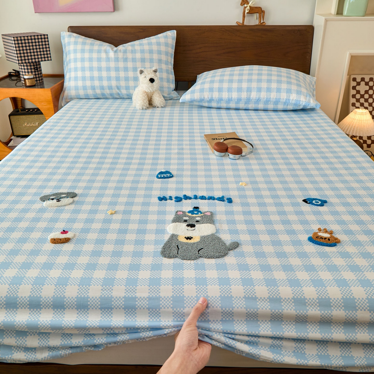 91家纺网 家纺一手货源 找家纺 倾慕家纺 2026新款A类全棉毛巾绣系列单床笠 床笠格子小狗