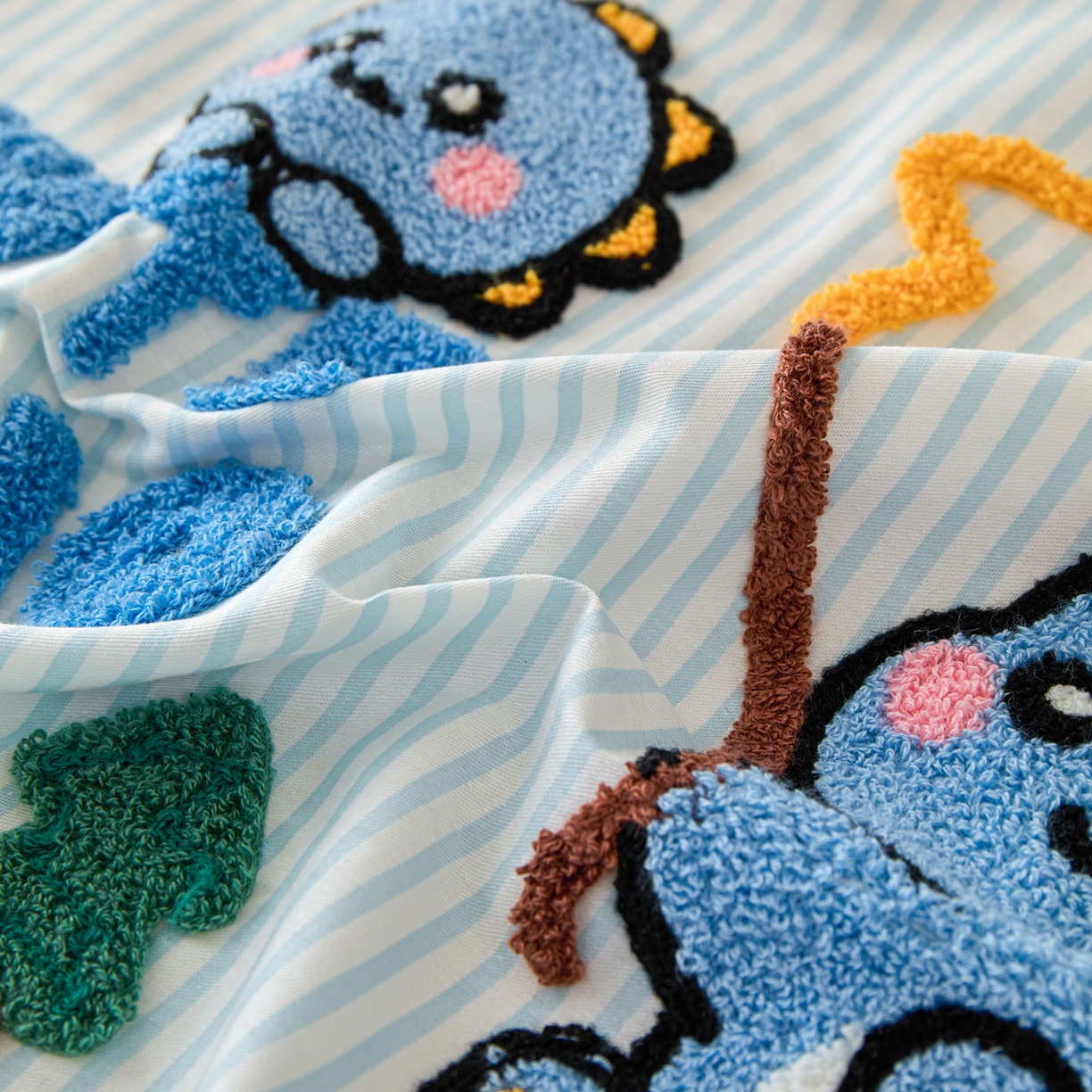 91家纺网 家纺一手货源 找家纺 倾慕家纺 2026新款A类全棉毛巾绣系列单床笠 床笠小树恐龙