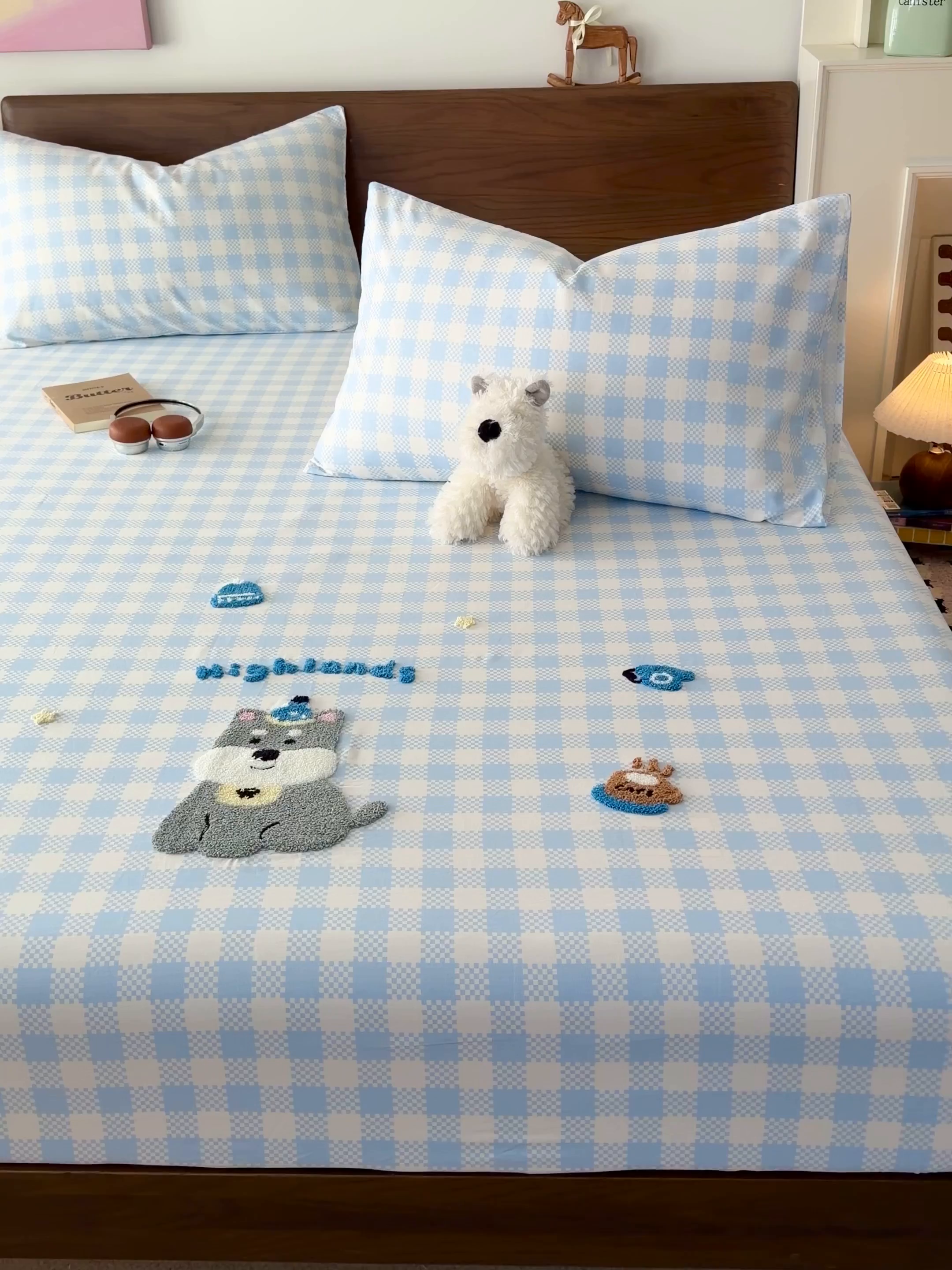 91家纺网 家纺一手货源 找家纺 倾慕家纺 2026新款A类全棉毛巾绣系列单床笠 床笠格子小狗