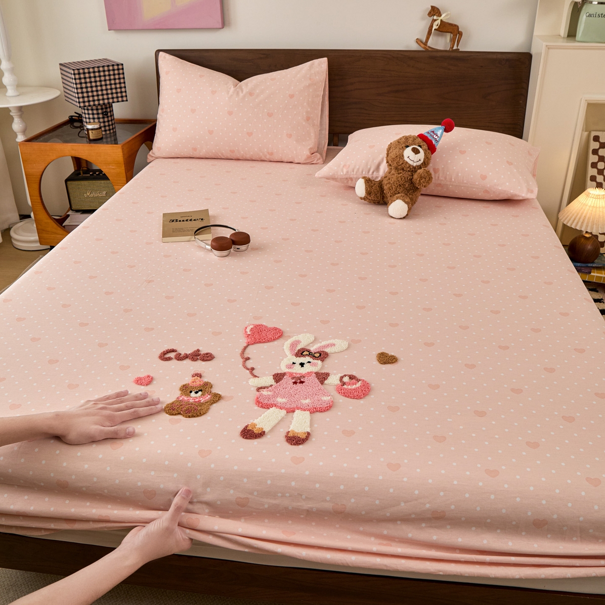 91家纺网 家纺一手货源 找家纺 倾慕家纺 2026新款A类全棉毛巾绣系列单床笠 床笠兔兔熊