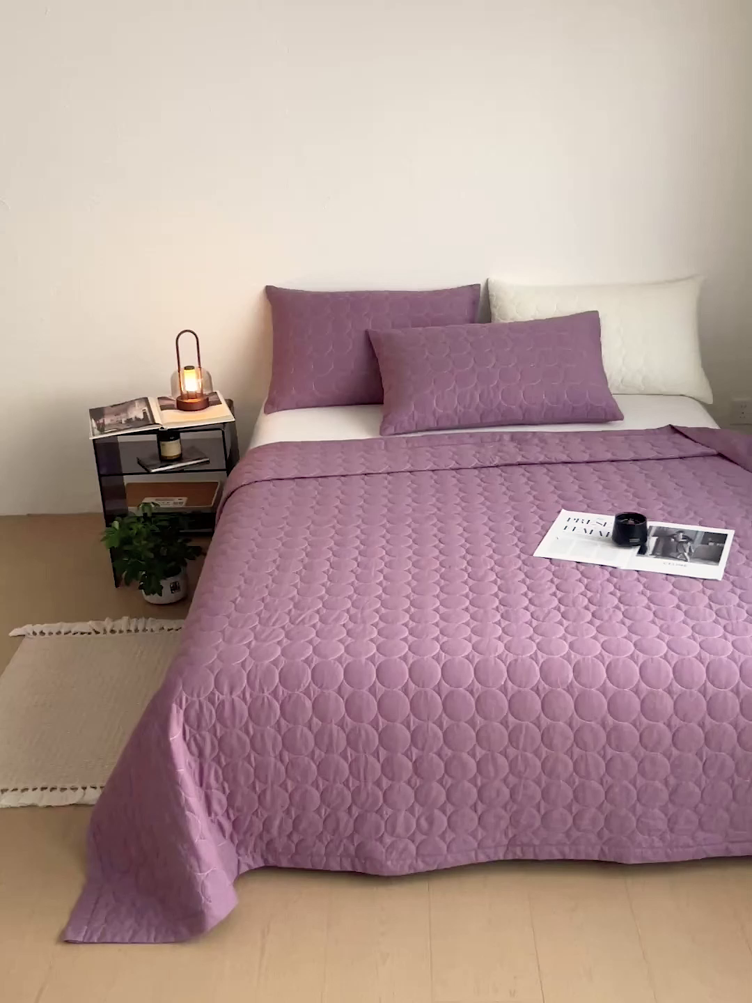 91家纺网 家纺一手货源 找家纺 橙子家居   2026年新款韩系云朵泡芙纯色水洗棉花床盖三件套 云朵泡芙-芋泥紫