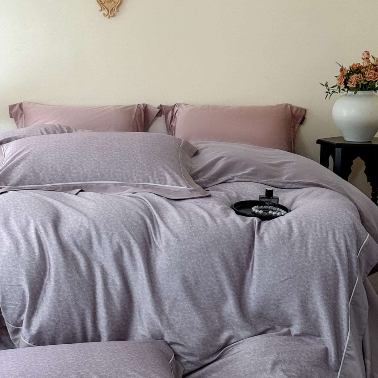 91家纺网 家纺一手货源 找家纺 （总）芯丝路家纺 2026新款进口天丝棉印花四件套（嵌线款）