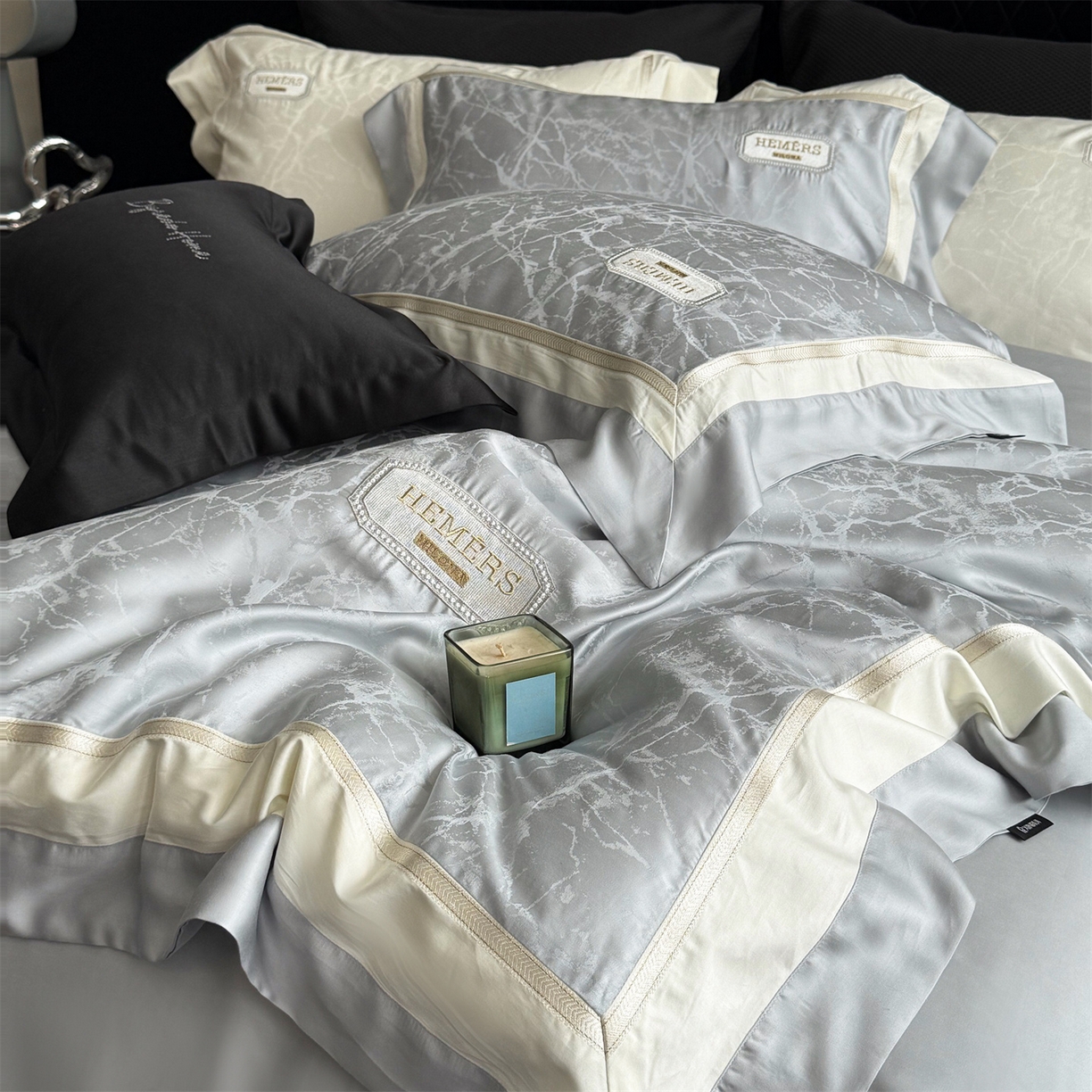 91家纺网 家纺一手货源 找家纺 馨蕊家居 2026新款100s高定高精密刺绣全棉四件套-云瑾【淘宝 / 劵后控价：不低于 338/358】 云瑾-高级灰