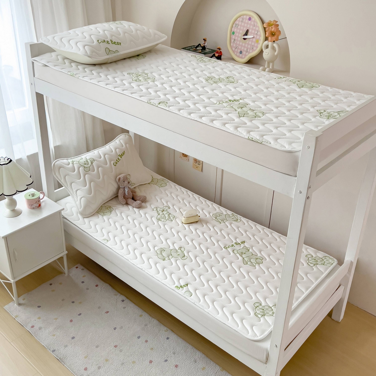 91家纺网 家纺一手货源 找家纺 （总）希廷顿 2026新款印花夹棉防水床垫学生款