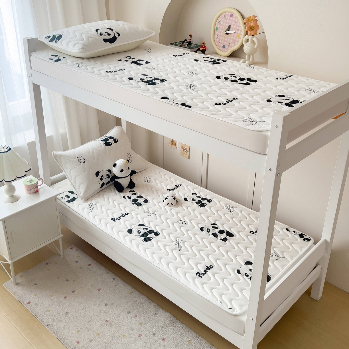 91家纺网 家纺一手货源 找家纺 （总）希廷顿 2026新款印花夹棉防水床垫学生款