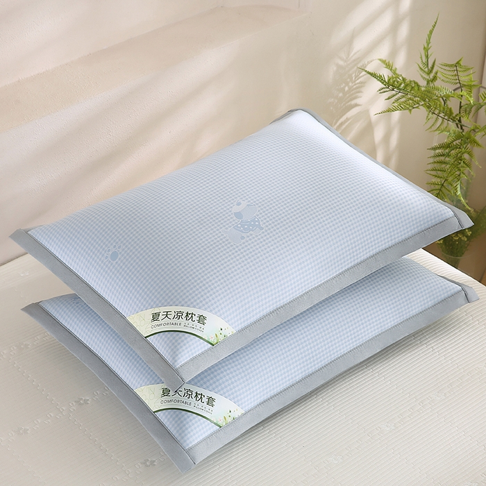 91家纺网 家纺一手货源 找家纺 小牛席业 2026新款腊肠狗格纹提花冰丝夏凉枕套单枕套枕套单件 蓝色