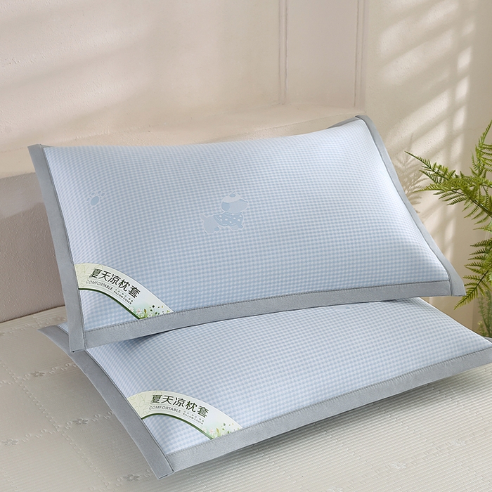 91家纺网 家纺一手货源 找家纺 小牛席业 2026新款腊肠狗格纹提花冰丝夏凉枕套单枕套枕套单件 蓝色