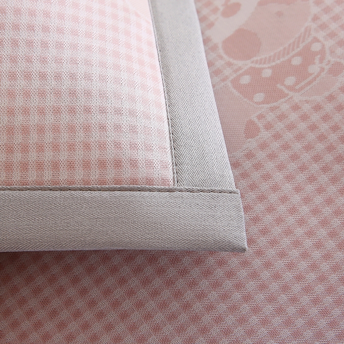 91家纺网 家纺一手货源 找家纺 小牛席业 2026新款腊肠狗格纹提花冰丝夏凉枕套单枕套枕套单件 粉色