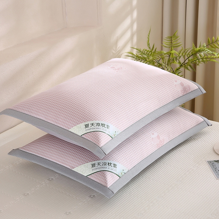 91家纺网 家纺一手货源 找家纺 小牛席业 2026新款腊肠狗格纹提花冰丝夏凉枕套单枕套枕套单件 粉色