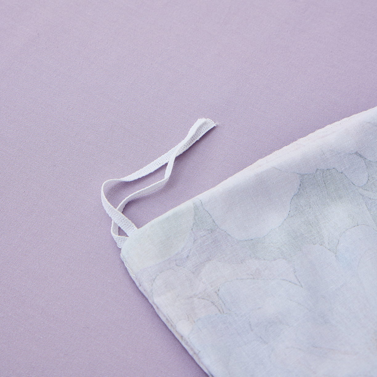 91家纺网 家纺一手货源 找家纺 元元家居（元元被业） 2026新款全棉纯棉13372床盖款四件套-印花款 思思