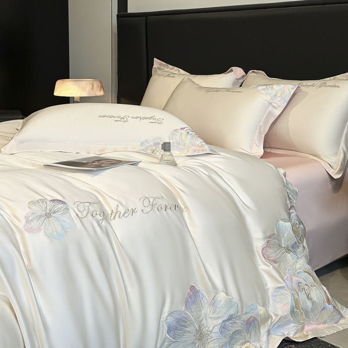 91家纺网 家纺一手货源 找家纺 润锦云 2026新款高支高密刺绣四件套-花溪系列 花溪-奶昔白＋粉