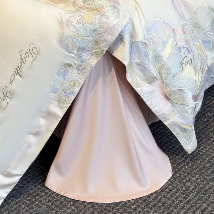 91家纺网 家纺一手货源 找家纺 润锦云 2026新款高支高密刺绣四件套-花溪系列 花溪-奶昔白＋粉