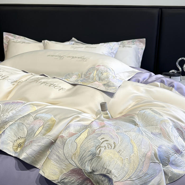 91家纺网 家纺一手货源 找家纺 润锦云 2026新款高支高密刺绣四件套-花溪系列 花溪-奶昔白＋紫