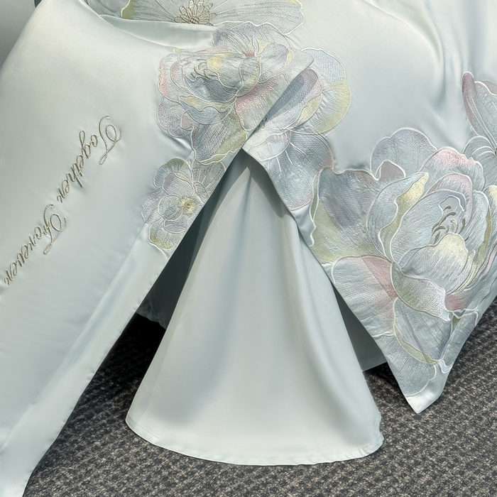 91家纺网 家纺一手货源 找家纺 润锦云 2026新款高支高密刺绣四件套-花溪系列 花溪-天空蓝