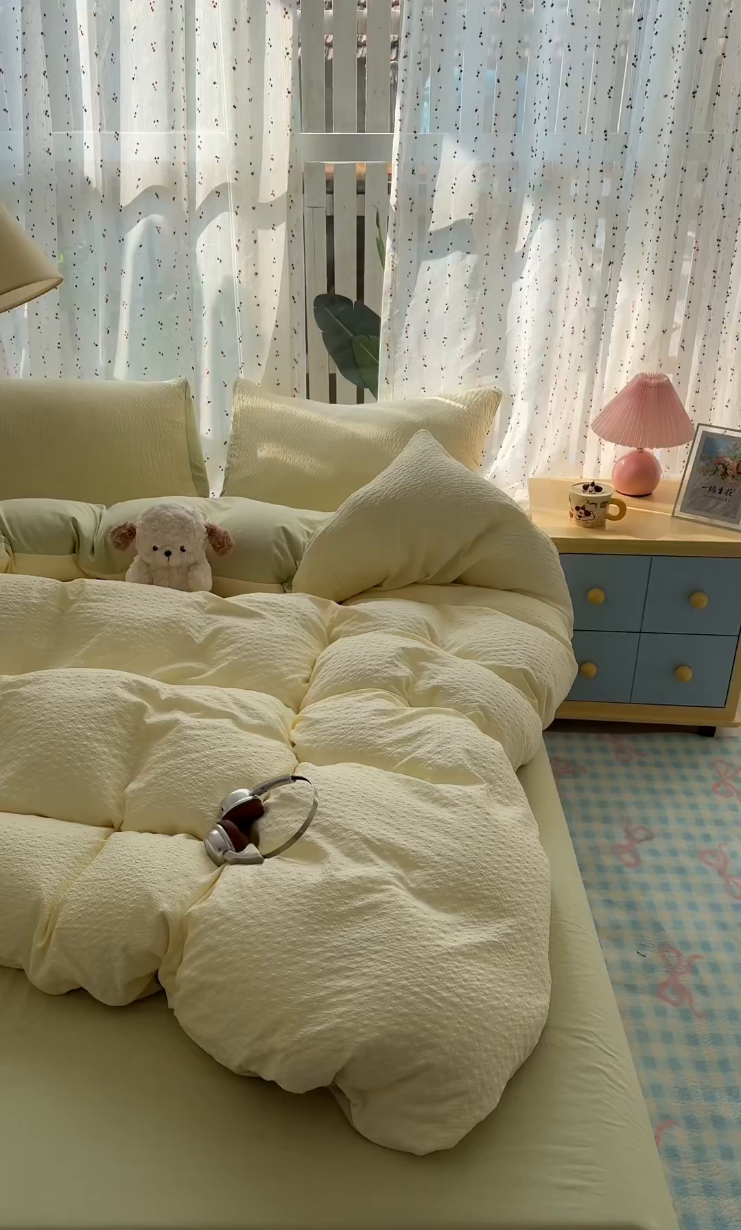 91家纺网 家纺一手货源 找家纺 雨帆家纺 2026新款时尚双拼泡芙纱四件套系列 泡芙纱米黄+绿