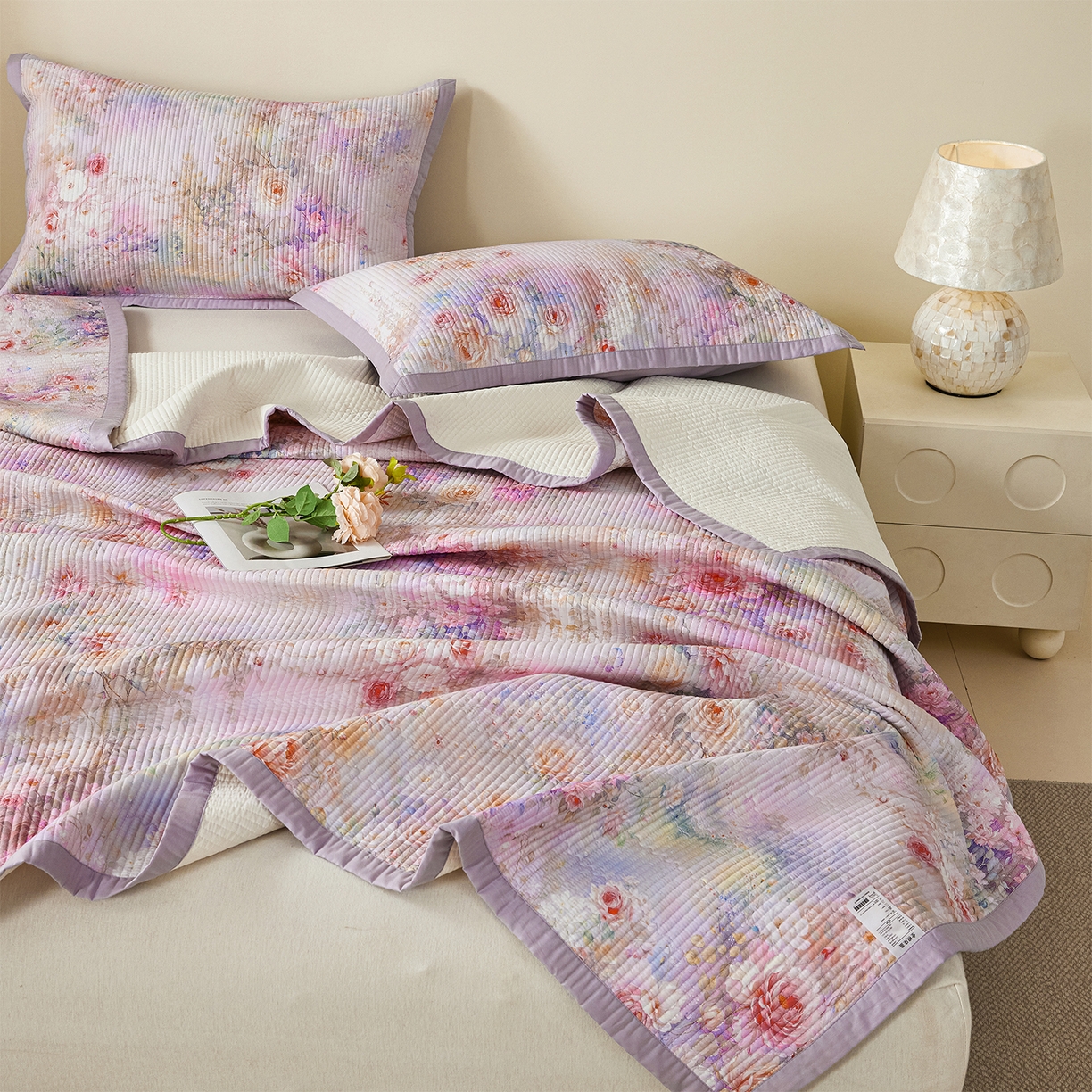 91家纺网 家纺一手货源 找家纺 元元家居（元元被业） 2026新款全棉纯棉13372系列床盖单件床盖单品单床盖-印花款 红颜