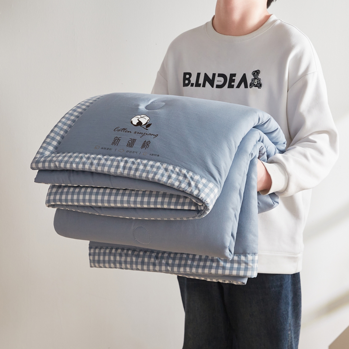 91家纺网 家纺一手货源 找家纺 帕芬鸟家纺 2026新款100%棉花夏被纯色系列 宾利蓝