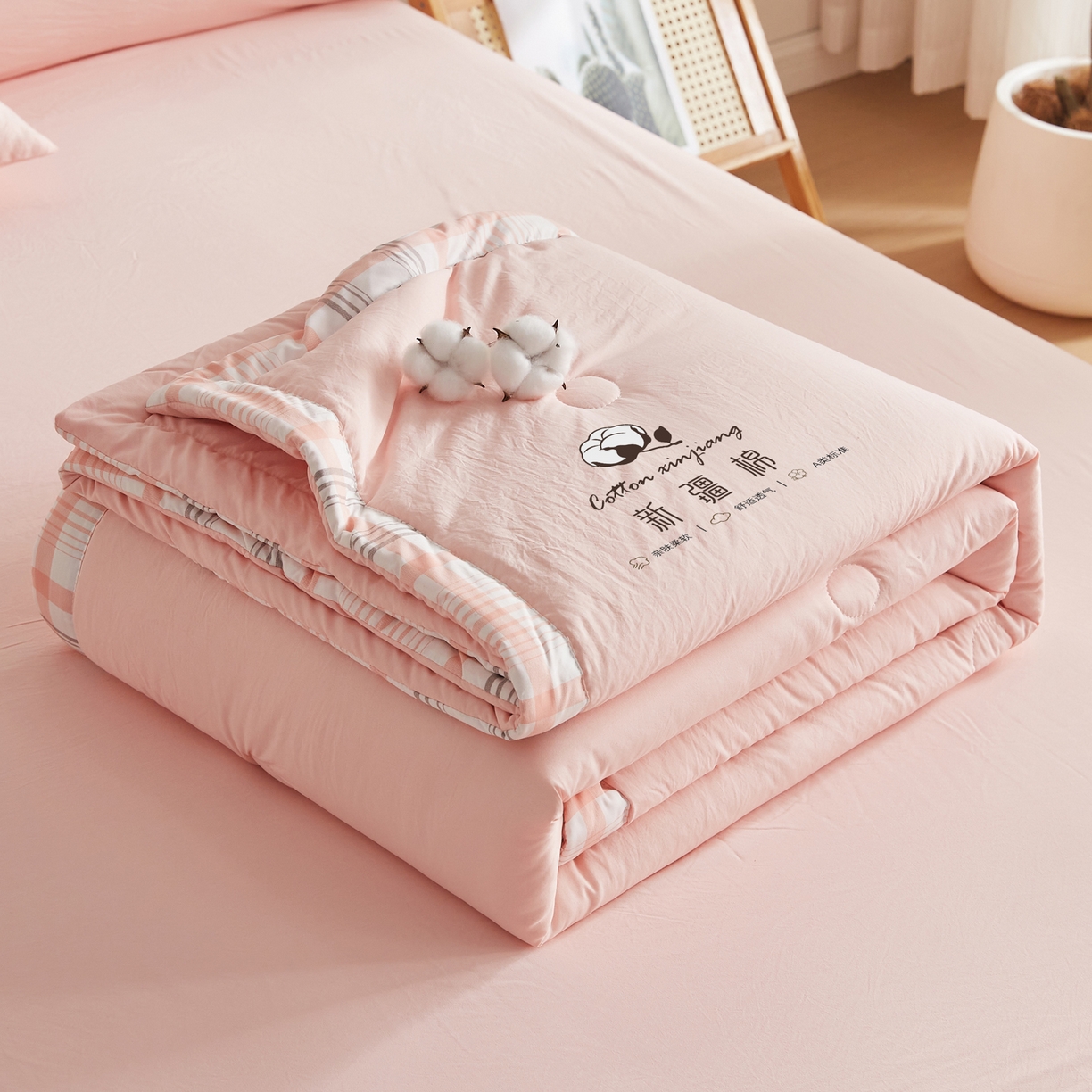 91家纺网 家纺一手货源 找家纺 帕芬鸟家纺 2026新款100%棉花夏被纯色系列 蜜桃粉