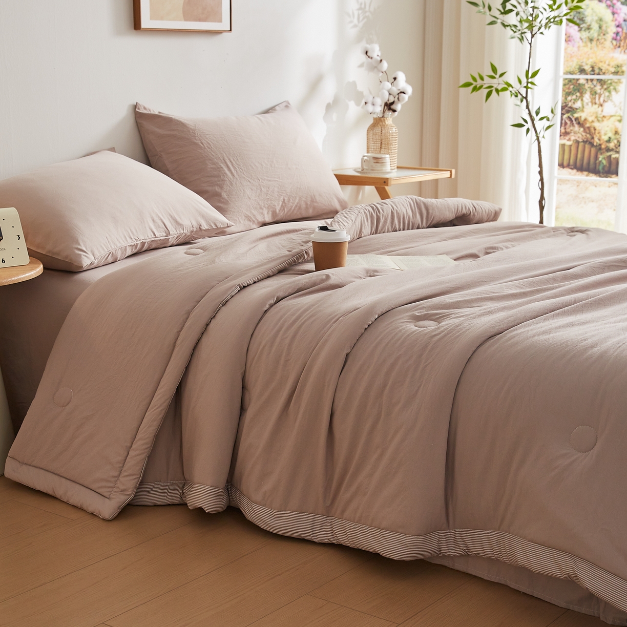 91家纺网 家纺一手货源 找家纺 帕芬鸟家纺 2026新款100%棉花夏被纯色系列 奶油咖