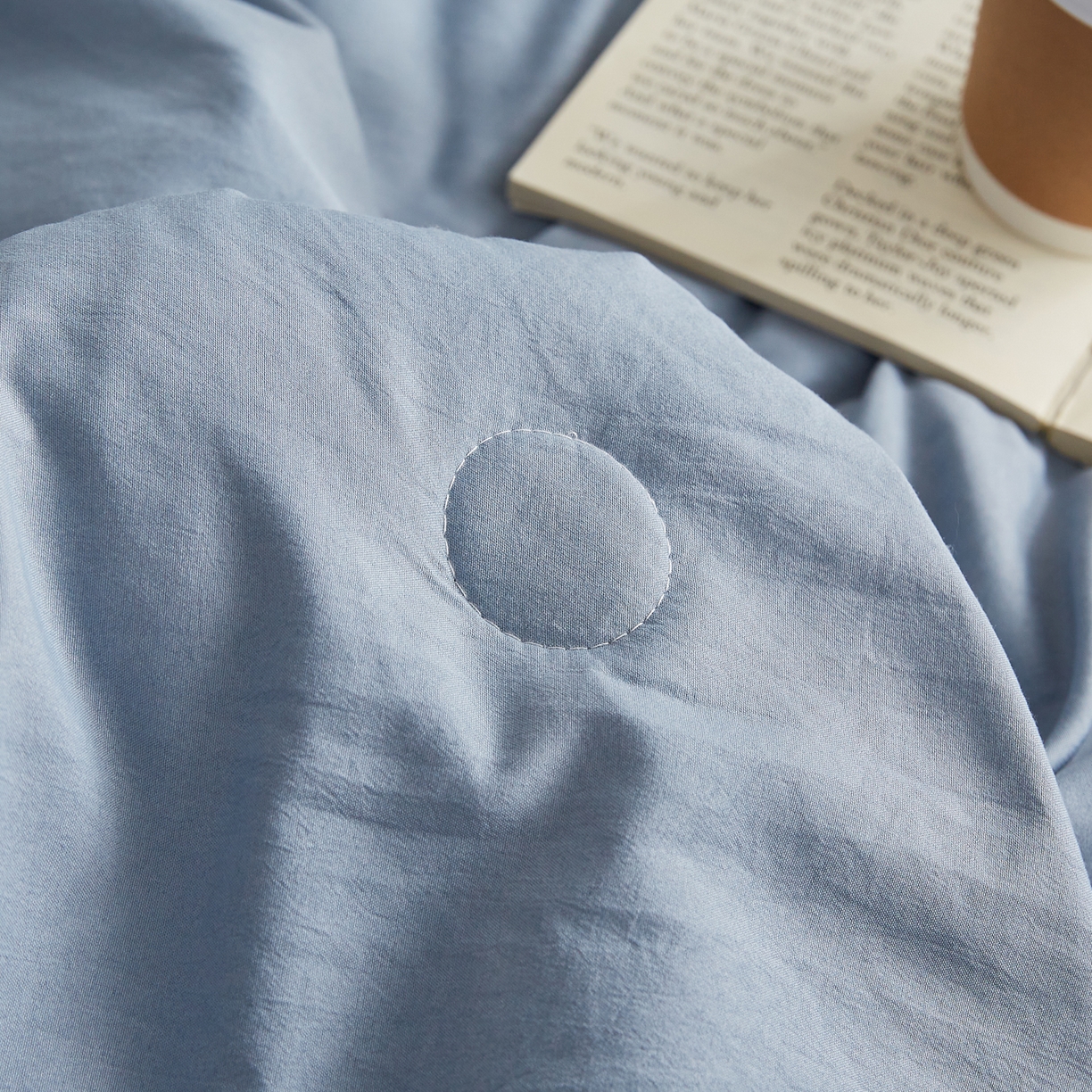 91家纺网 家纺一手货源 找家纺 帕芬鸟家纺 2026新款100%棉花夏被纯色系列 宾利蓝