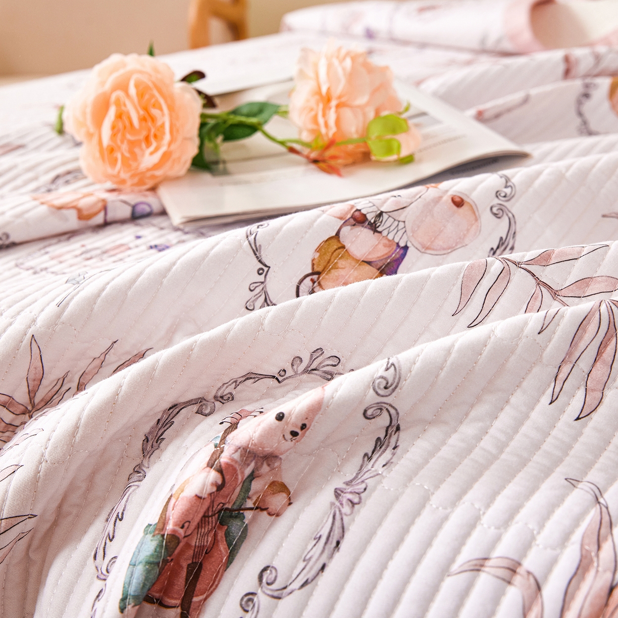 91家纺网 家纺一手货源 找家纺 元元家居（元元被业） 2026新款全棉纯棉13372系列床盖单件床盖单品单床盖-印花款 乐园粉