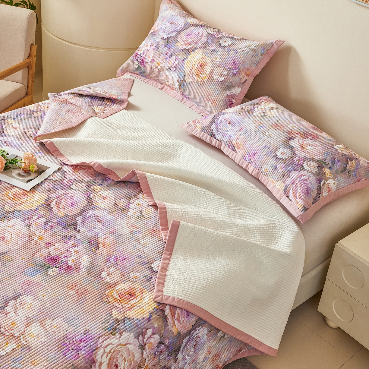 91家纺网 家纺一手货源 找家纺 元元家居（元元被业） 2026新款全棉纯棉13372系列床盖单件床盖单品单床盖-印花款 云樾