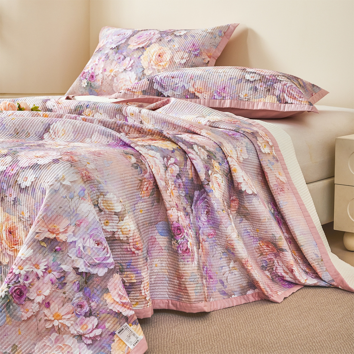 91家纺网 家纺一手货源 找家纺 元元家居（元元被业） 2026新款全棉纯棉13372系列床盖单件床盖单品单床盖-印花款 云樾