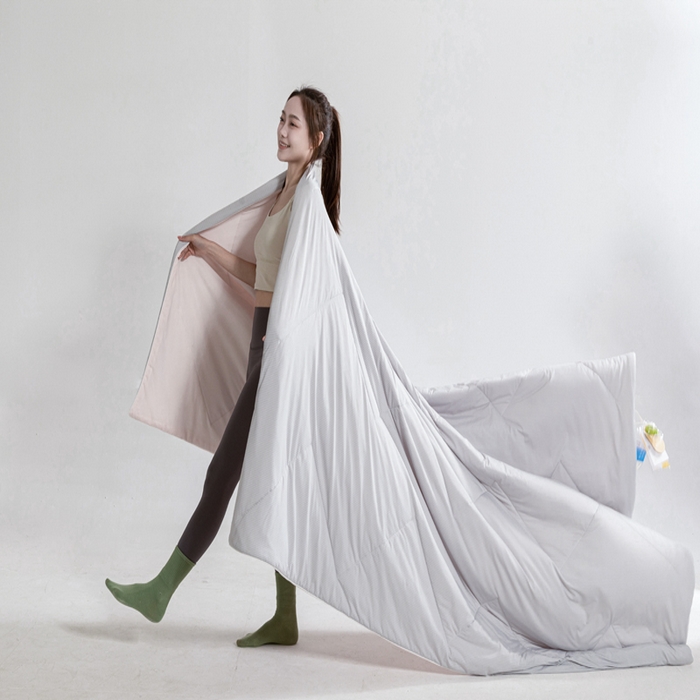 91家纺网 家纺一手货源 找家纺 帕芬鸟家纺 2026新款凉感丝夏被高支高密凉感丝夏被排湿透气凉感丝西瓜夏被 清新柠檬-黄配灰