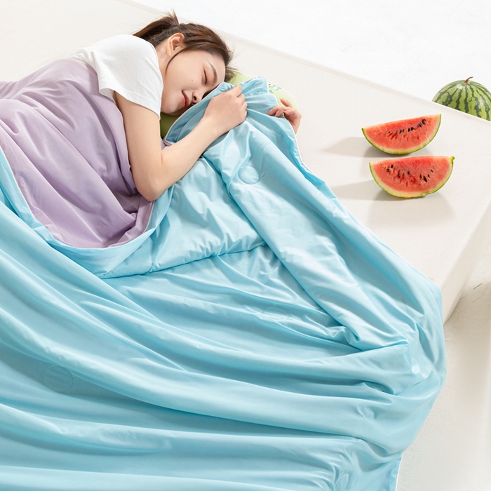 91家纺网 家纺一手货源 找家纺 帕芬鸟家纺 2026新款凉感丝夏被高支高密凉感丝夏被排湿透气凉感丝西瓜夏被 冰淇淋-紫配蓝