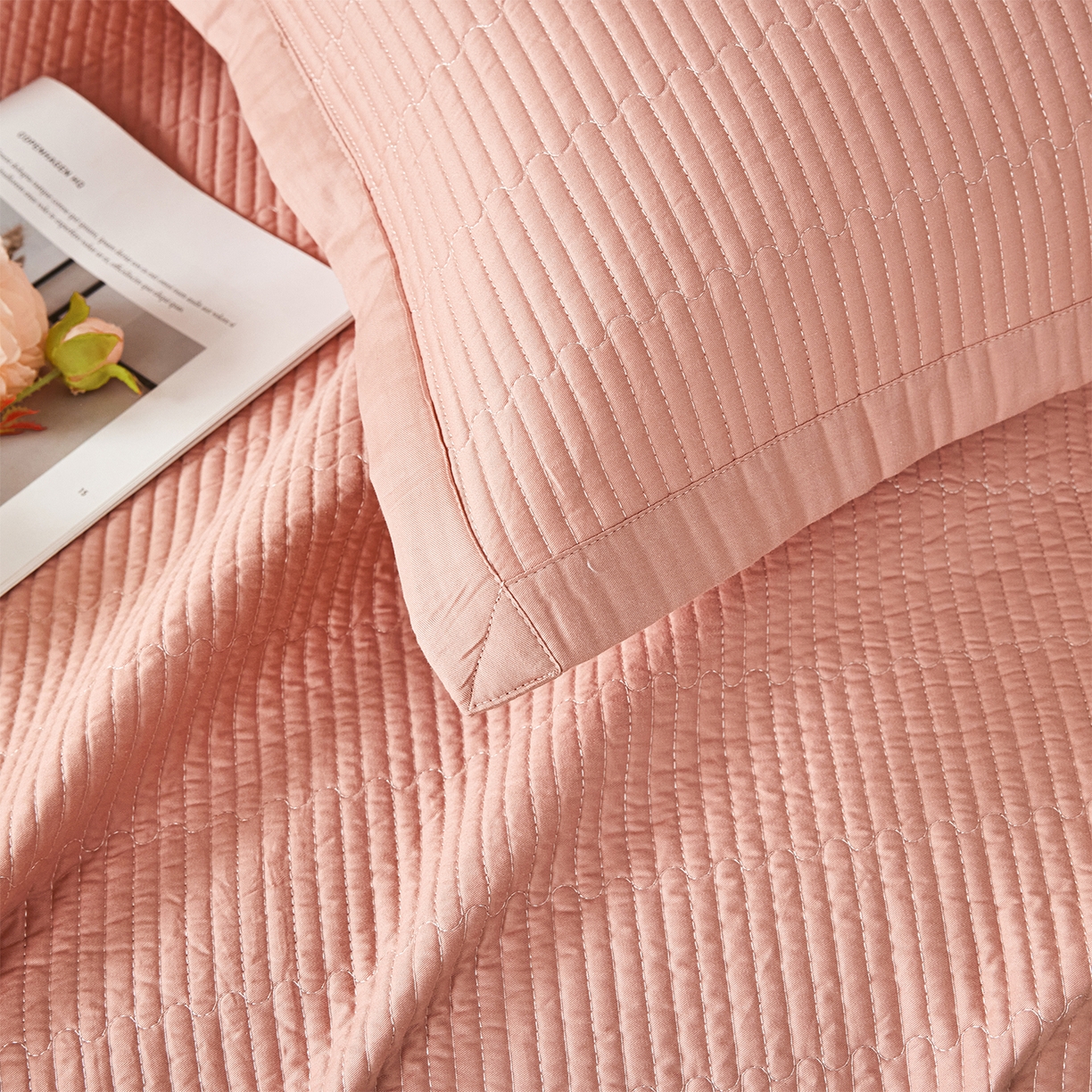 91家纺网 家纺一手货源 找家纺 元元家居（元元被业） 2026新款全棉纯棉13372系列夹棉枕套单件枕套单品单枕套-纯色款 炫彩粉