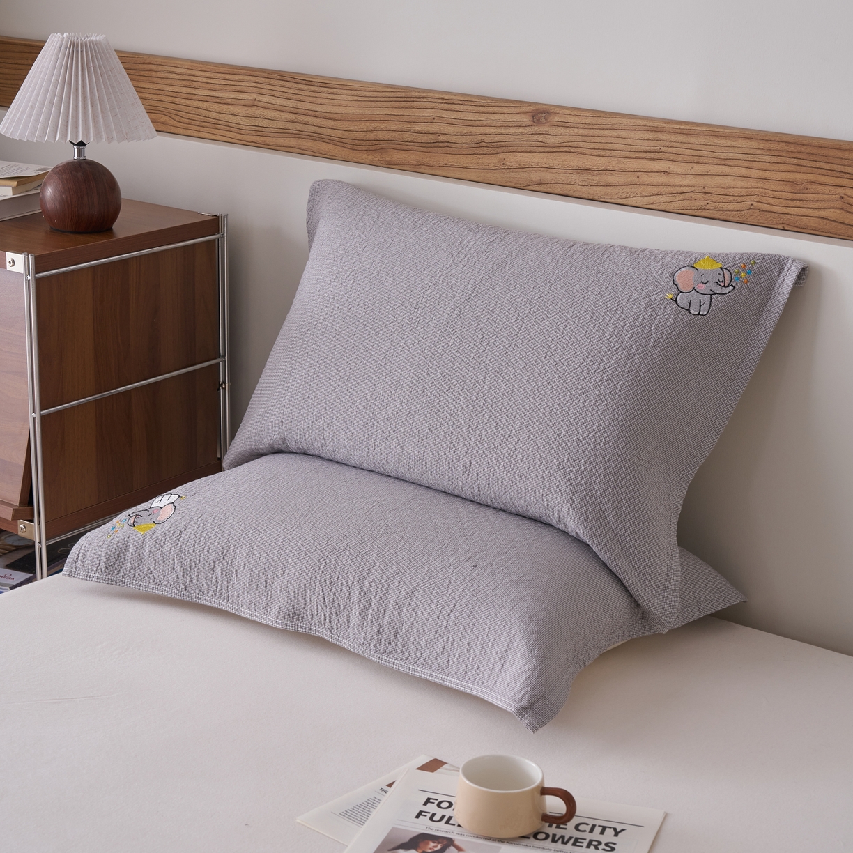 91家纺网 家纺一手货源 找家纺 百寐 2026年3月全棉吸汗卡通刺绣吸汗纯棉枕巾简约机洗 可爱小象-灰