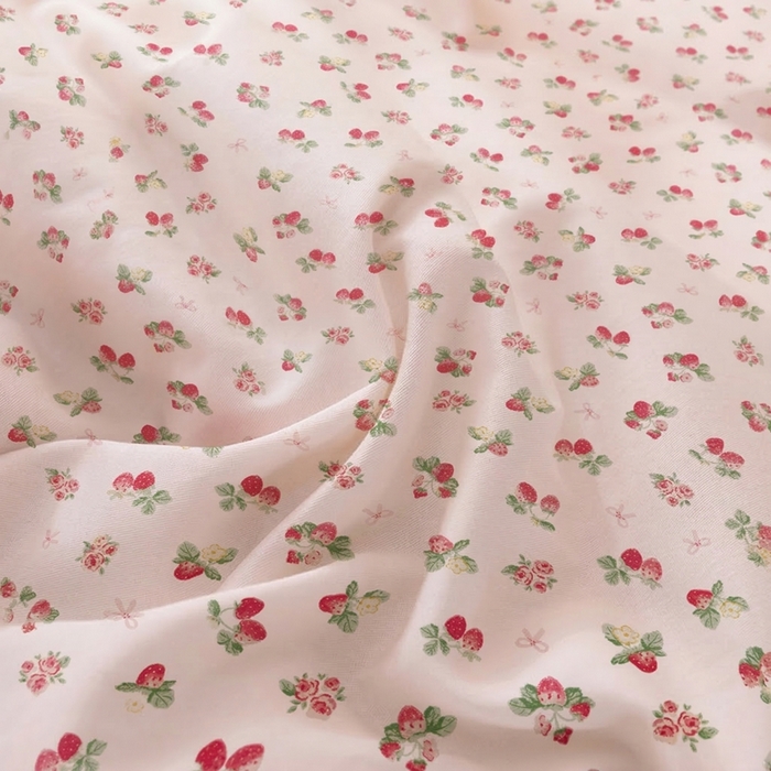 91家纺网 家纺一手货源 找家纺 七七  2026新款13370印花全棉雪纺床裙款四件套 小草莓