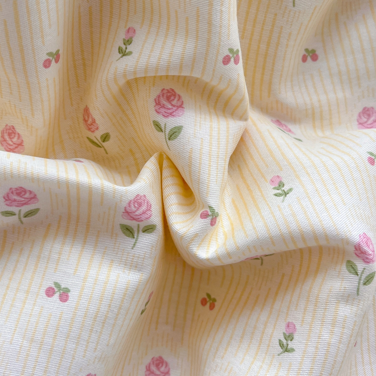 91家纺网 家纺一手货源 找家纺 简约家纺 2026新款全棉斜纹12868四件套单床单系列 恬淡小花